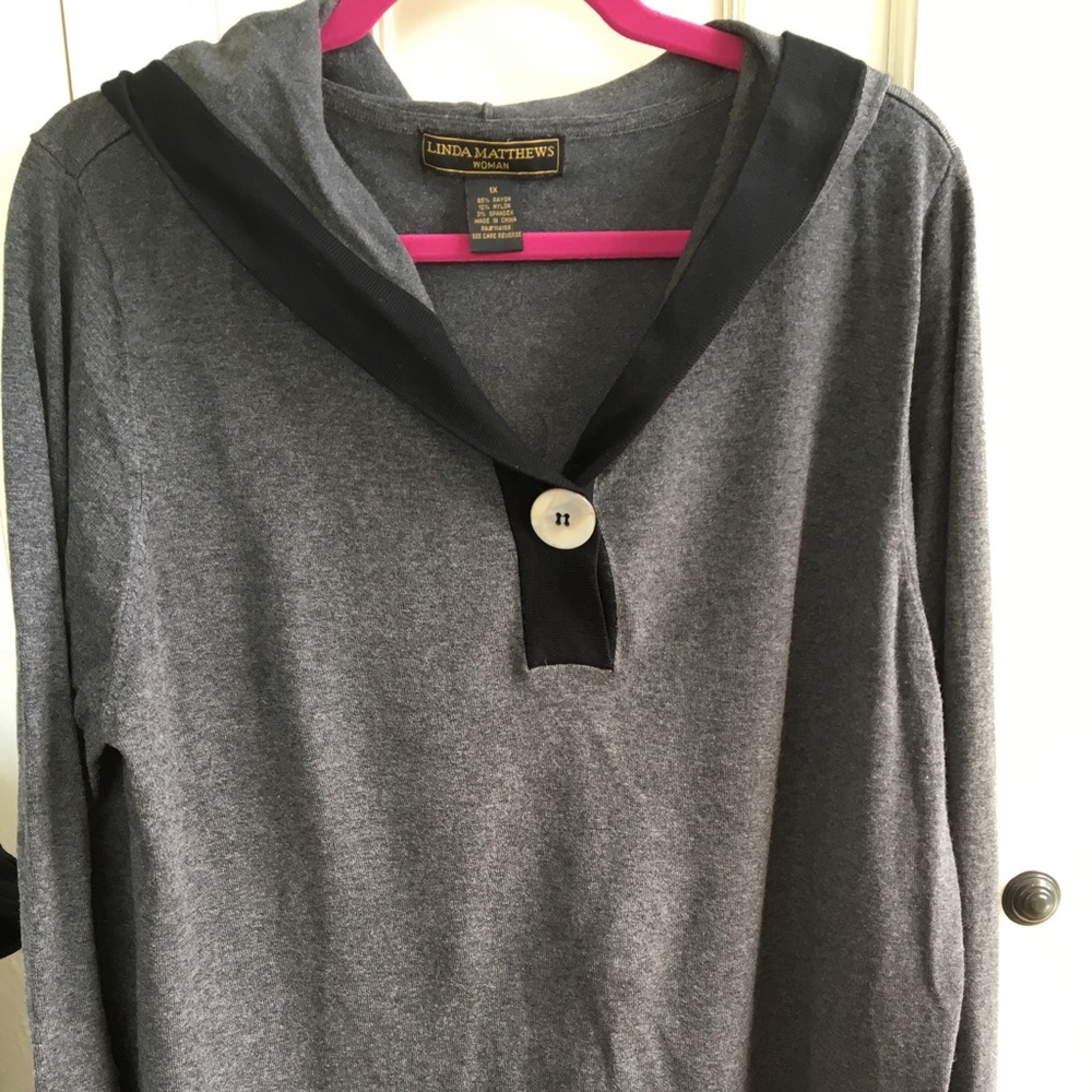 BEAUTIFUL GREY HOODED TUNIC WITH BLACK TRIM 1X